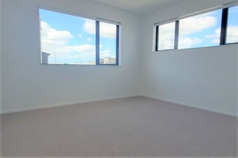 Photo of property in 38 Gosper Road, Takanini, 2112