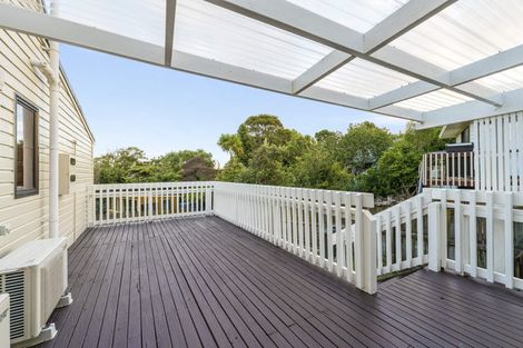 Photo of property in 5 Chardon Place, Henderson, Auckland, 0612