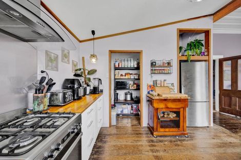 Photo of property in 11 High Street, Eltham, 4322