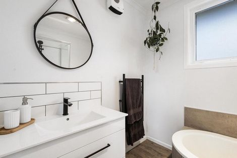 Photo of property in 10 Moule Street, Kihikihi, Te Awamutu, 3800