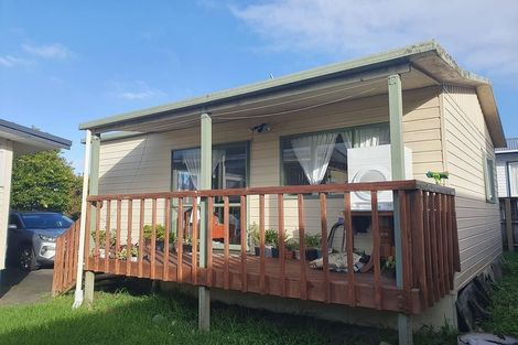 Photo of property in 11 Normandy Place, Henderson, Auckland, 0610