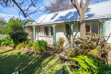Photo of property in 138 Fitzherbert Street, Featherston, 5710