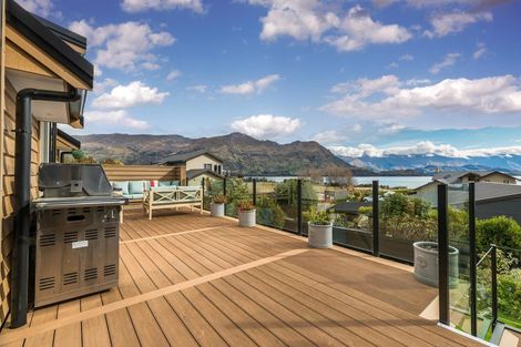 Photo of property in 15 Penrith Park Drive, Wanaka, 9305