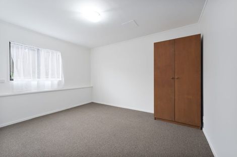 Photo of property in 4229 Great North Road, Glendene, Auckland, 0602