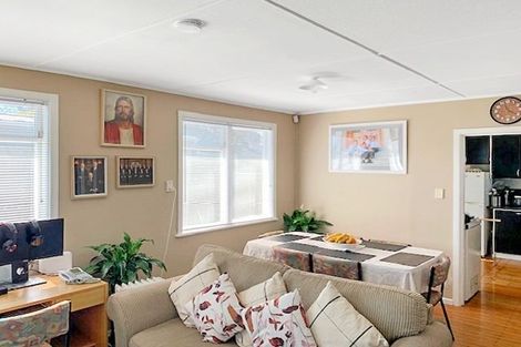 Photo of property in 33 Lister Crescent, Maraenui, Napier, 4110