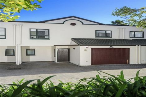 Photo of property in 3/26 Pannill Place, Oteha, Auckland, 0632