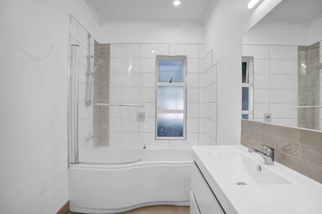 Photo of property in 67 Doralto Road, Frankleigh Park, New Plymouth, 4310