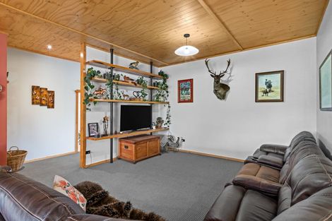 Photo of property in 979 Kaipara Flats Road, Kaipara Flats, Warkworth, 0984