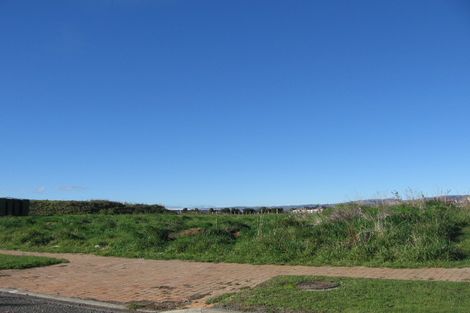 Photo of property in 34 Clearview Drive, Milson, Palmerston North, 4414