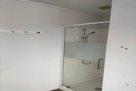 Photo of property in 1/47 Majesty Place, Half Moon Bay, Auckland, 2012