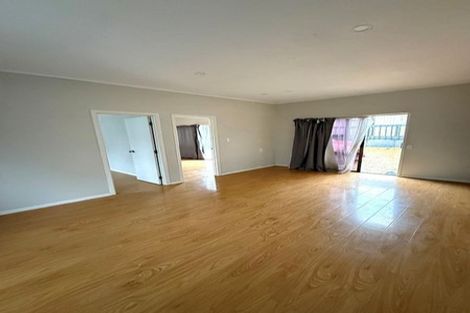 Photo of property in 38 Buller Crescent, Manurewa, Auckland, 2102
