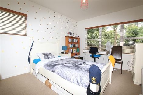 Photo of property in 1/43 Williamson Avenue, Belmont, Auckland, 0622