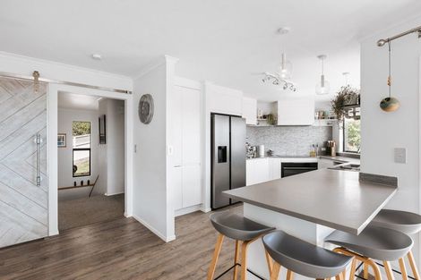 Photo of property in 18 Claydon Place, Ohope, 3121