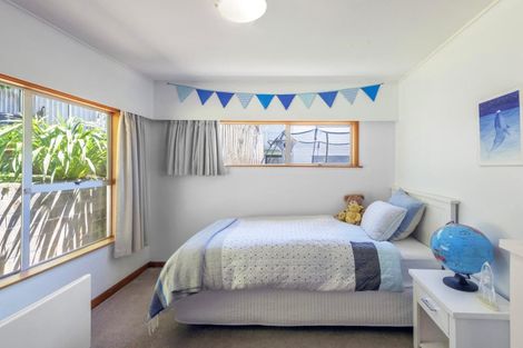 Photo of property in 77 Spencer Street, Crofton Downs, Wellington, 6035