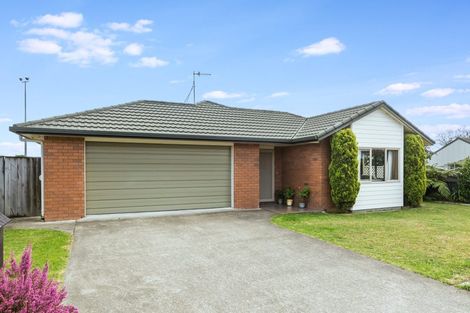 Photo of property in 63 Weraroa Road, Levin, 5510