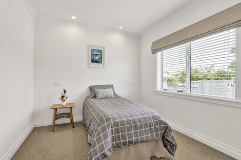 Photo of property in 54a Cloten Road, Stratford, 4332