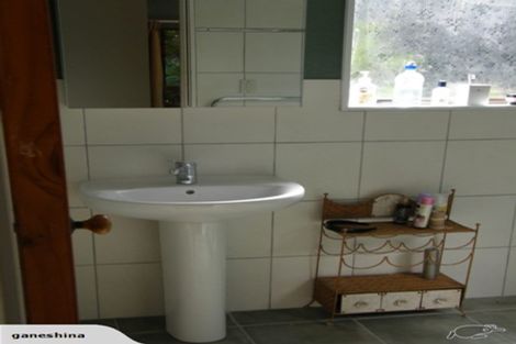 Photo of property in 66 Rosecamp Road, Beach Haven, Auckland, 0626