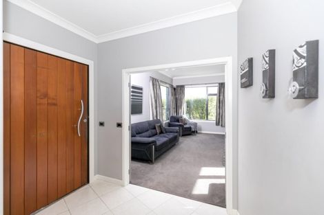 Photo of property in 10 The Dales, Dinsdale, Hamilton, 3204