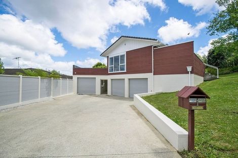Photo of property in 1 Mchardy Place, Glenfield, Auckland, 0627