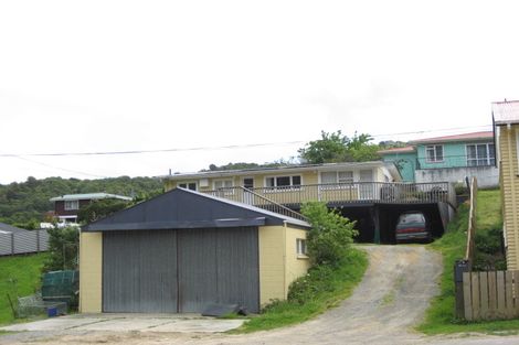 Photo of property in 101 Waikawa Road, Picton, 7220