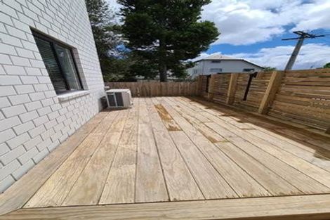 Photo of property in 1/3 Snead Place, Hamilton East, Hamilton, 3216