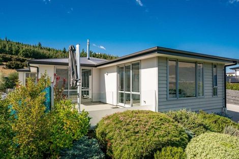 Photo of property in 3 Clearview Street, Wanaka, 9305