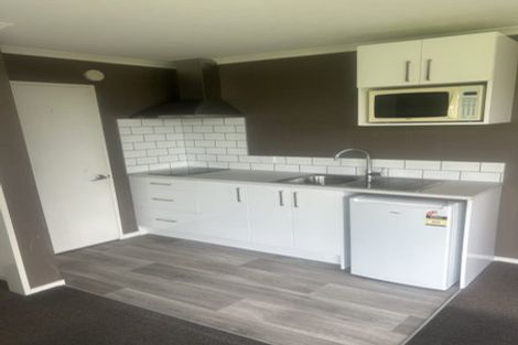 Photo of property in 17 Aloway Street, Wallacetown, 9816