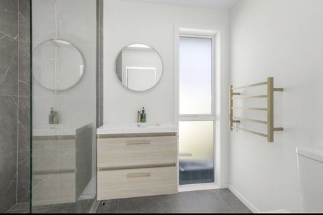 Photo of property in 12 Whangakoko Grove, Birchville, Upper Hutt, 5018