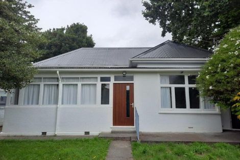 Photo of property in 56 Aikmans Road, Merivale, Christchurch, 8014