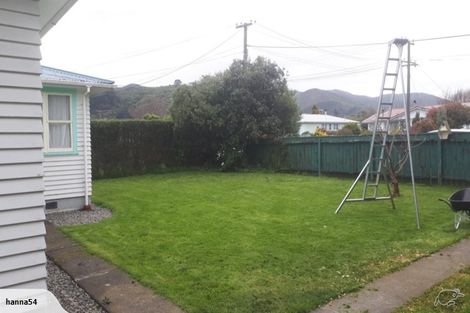 Photo of property in 70 Brandon Street, Featherston, 5710