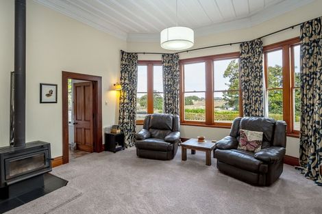 Photo of property in 82 Victoria Avenue, Dannevirke, 4930