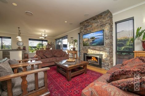 Photo of property in 9 Jelas Drive, Riverhead, 0820