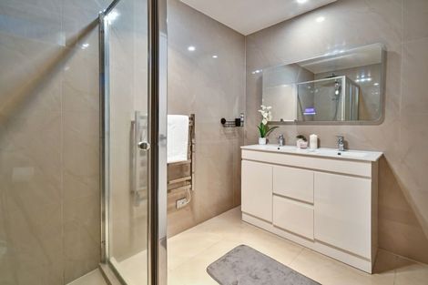 Photo of property in 13b Myers Road, Manurewa East, Auckland, 2102