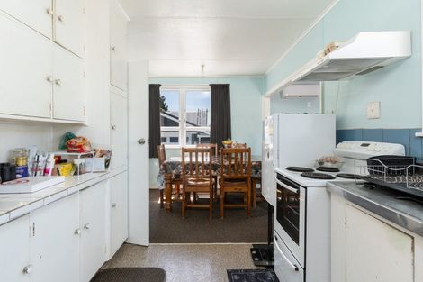 Photo of property in 189 Sievers Grove, Cannons Creek, Porirua, 5024