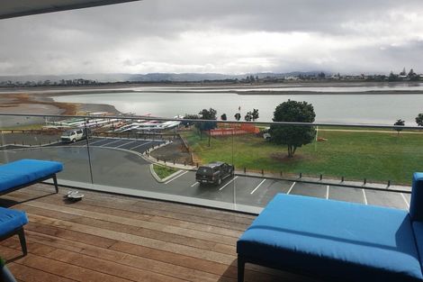 Photo of property in 412/7 Humber Street, Pandora, Napier, 4110