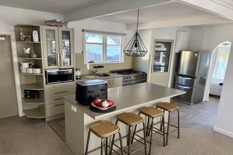 Photo of property in 15 Torkar Road, Clarks Beach, 2122