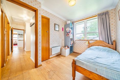 Photo of property in 28 Henry Street, Ebdentown, Upper Hutt, 5018