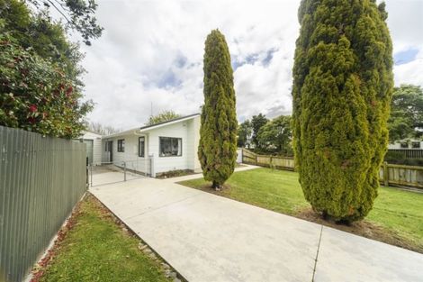 Photo of property in 19 Ashton Place, Highbury, Palmerston North, 4412