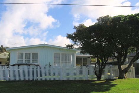 Photo of property in 22 Saint James Avenue, Boulcott, Lower Hutt, 5011