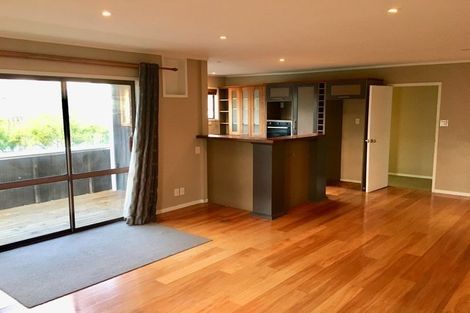 Photo of property in 77 Angelo Avenue, Howick, Auckland, 2014