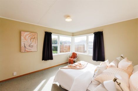 Photo of property in 39 Abraham Crescent, Milson, Palmerston North, 4414