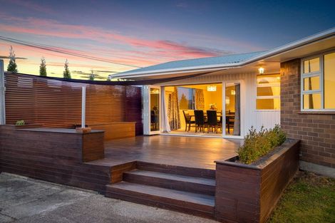 Photo of property in 88 Farquhars Road, Redwood, Christchurch, 8051