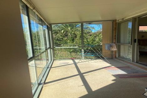 Photo of property in 10 Wheaton Place, Glen Eden, Auckland, 0602