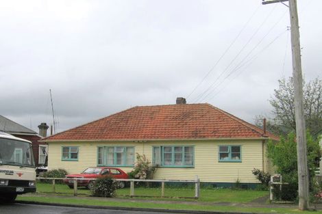Photo of property in 1-1a Albert Street, Paeroa, 3600