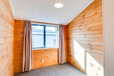 Photo of property in 42 Bledisloe Road, Maraenui, Napier, 4110