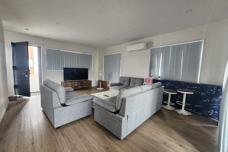 Photo of property in 1/15 Old Wairoa Road, Papakura, 2110