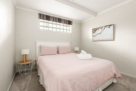 Photo of property in 281 Maunganui Road, Mount Maunganui, 3116
