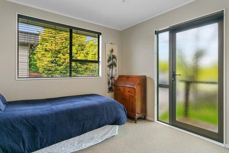 Photo of property in 19 Epping Place, Richmond Heights, Taupo, 3330