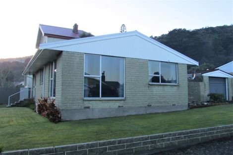 Photo of property in 27 Shakespeare Street, Greymouth, 7805