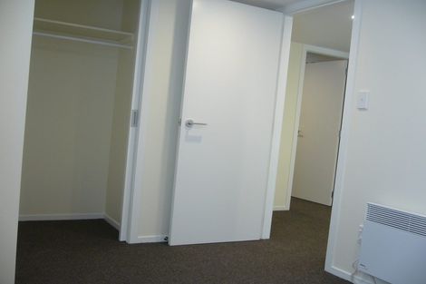 Photo of property in 24 Brougham Street, Mount Victoria, Wellington, 6011